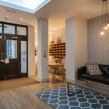 Cannon Street Serviced Apartments By Lovelystay Лондон Екстериор снимка